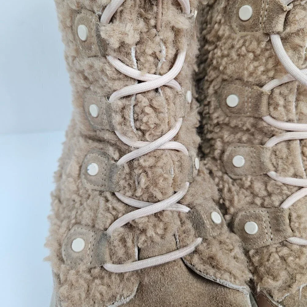Sorel Youth Explorer Cozy Insulated Boot Canoe(Tan)/Chalk(Cream) 6 NY4894-262